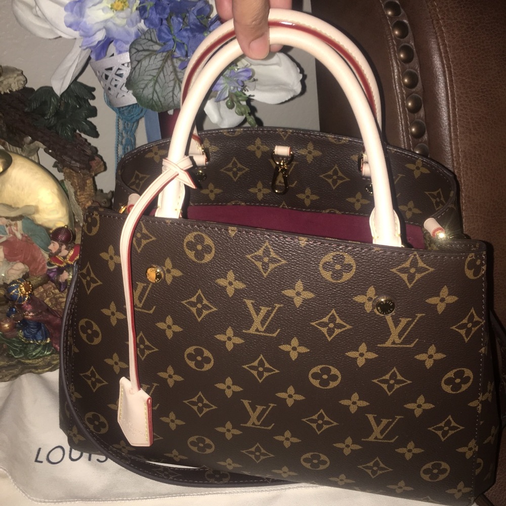 Authentic Lv Montaigne Bb in monogram